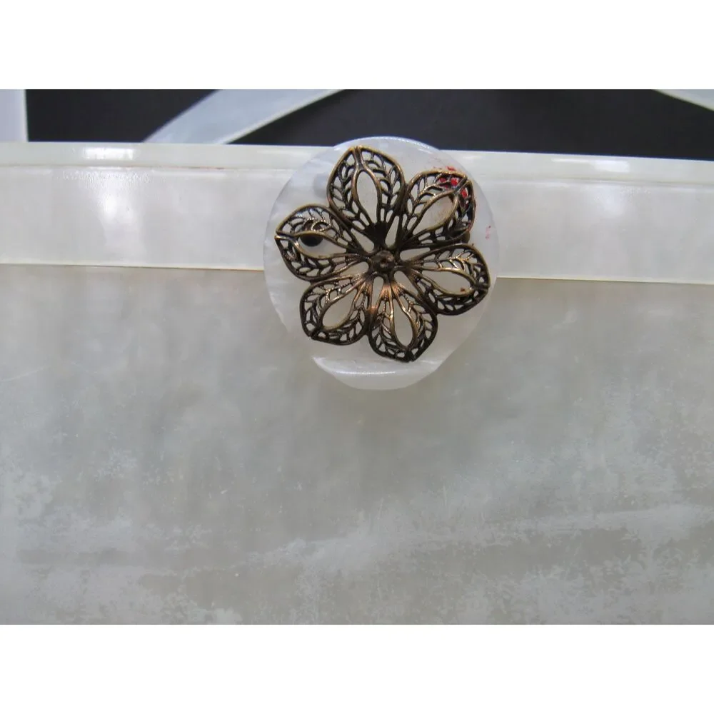 Vintage pearlized lucite purse box filigree clasp 1950 mirrored interior Wilardy